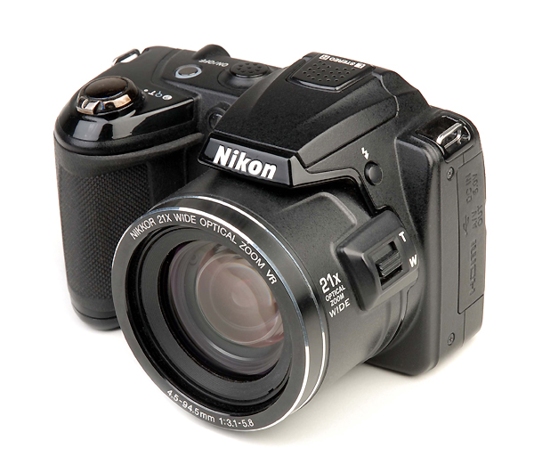 NIKON L120  usata