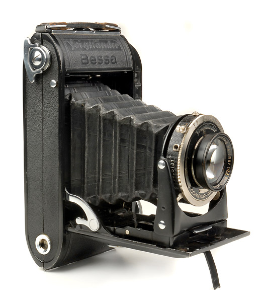 VOIGTLANDER BESSA RF   - 1938 (in vendita)