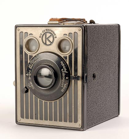 KODAK BROWNIE SIX 20-B  1937/1941 