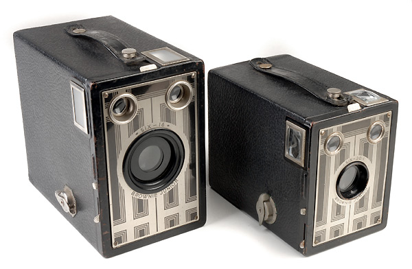 KODAK Brownie Junior SIX16 e SIX20-1934/1942   (in vendita)