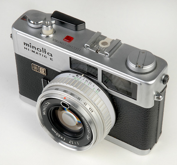 MINOLTA HI-MATIC E - 1971  