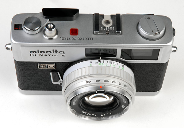 MINOLTA HI-MATIC E - 1971  