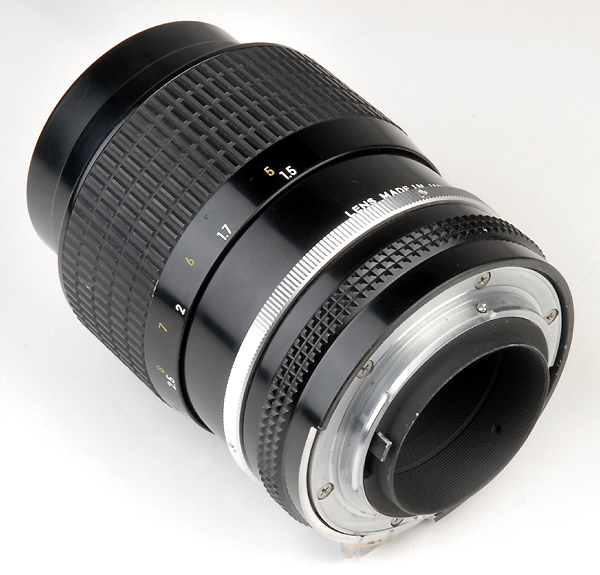 NIKKOR 135mm f.3.5  (1976-1977)