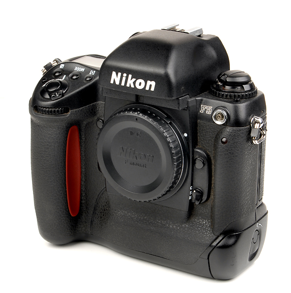 NIKON F 5 -  1996-2004