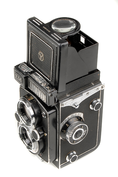 YASHICA MAT EM - 1964/1967  